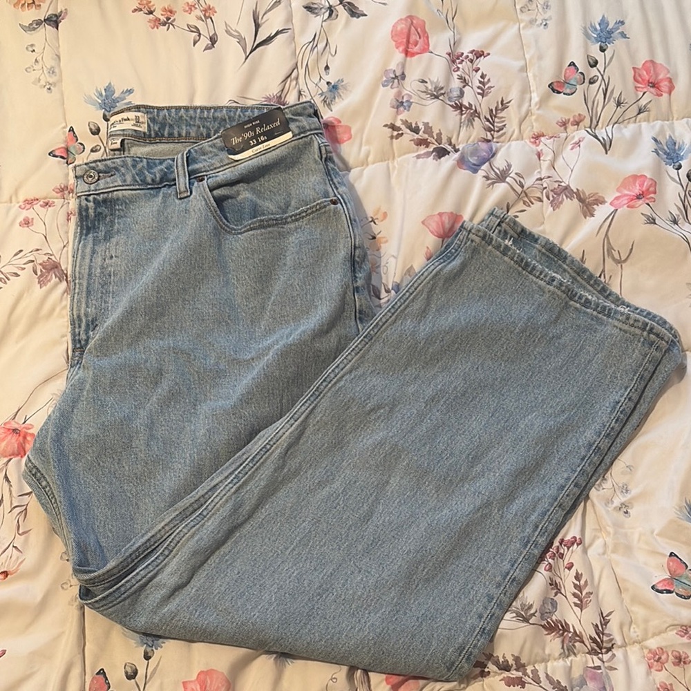 Abercrombie & Fitch Blue Jeans, Curve Love, The 90s Relaxed
